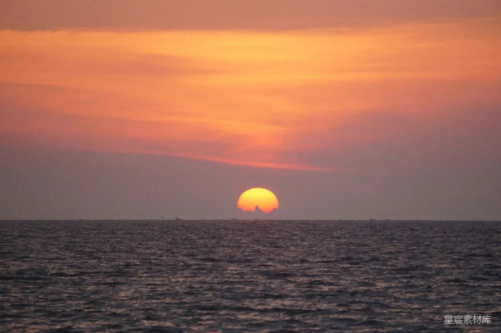 高清摄影 日落 海洋 自然风光 宁静 夕阳 海上日落
