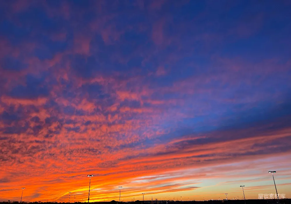 高清摄影 夕阳 天空 云彩 自然风光 日落 绚丽夕阳下的天空