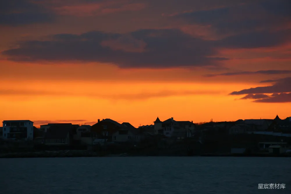 高清摄影 夕阳 海滨 小镇 宁静 自然 夕阳下的海滨小镇
