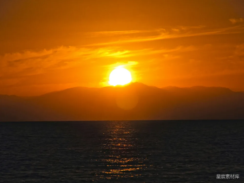 高清摄影 夕阳 海景 宁静 自然 风景 海面上的夕阳