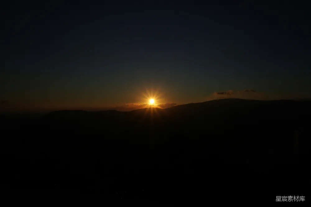 高清摄影 日落 山影 自然风光 宁静 风景 夕阳下的山影