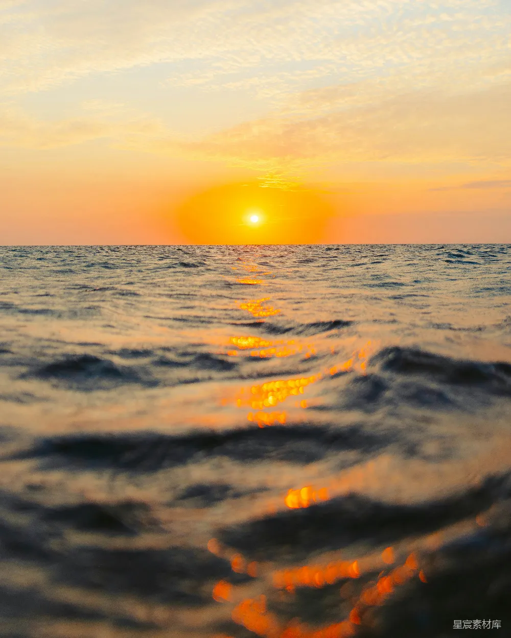 高清摄影 日落 海洋 自然风光 宁静 夕阳 海上的日落