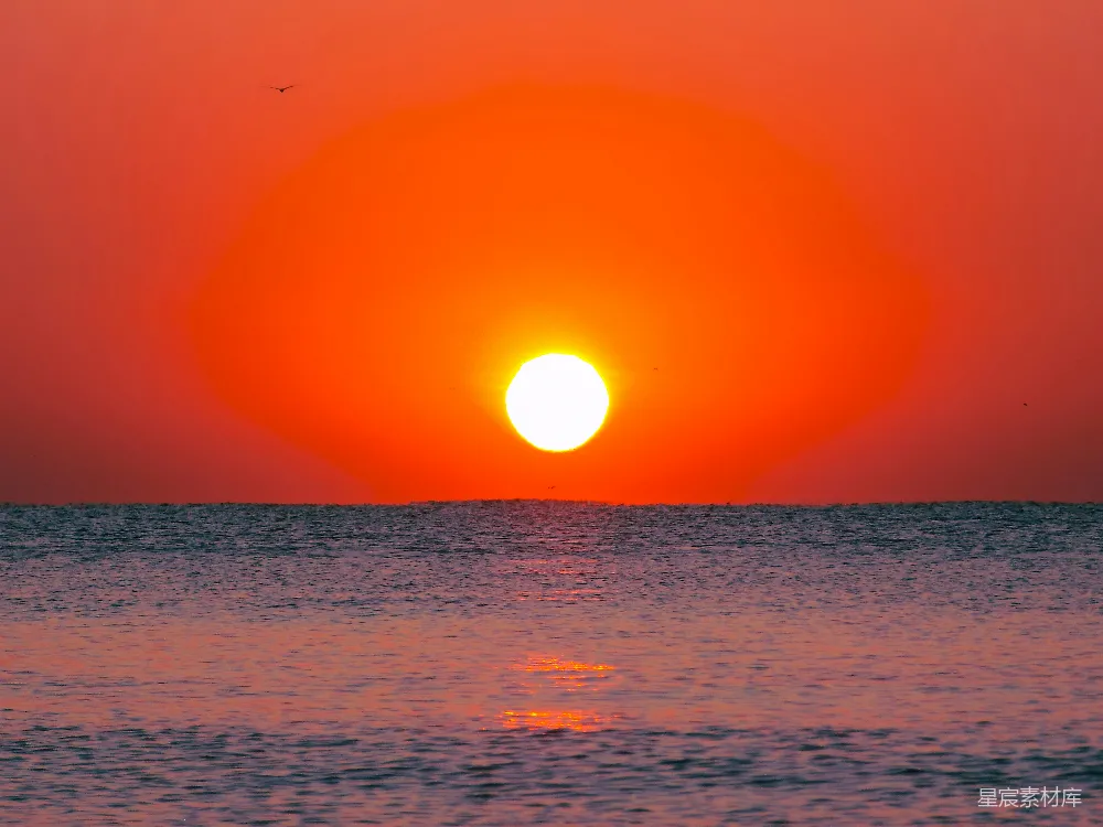 高清摄影 夕阳 海景 自然风光 宁静 日落 海平面上的夕阳