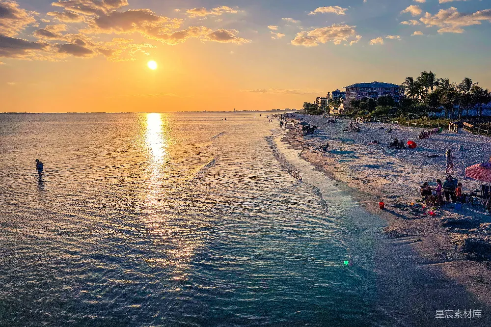 高清摄影 海滩 日落 休闲 自然 旅游 夕阳下的海滩