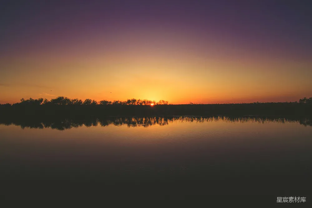 高清摄影 夕阳 湖畔 宁静 自然 风景 夕阳下的宁静湖畔