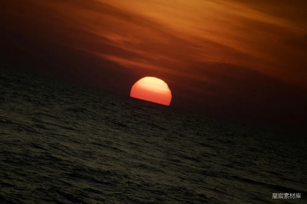 高清摄影 日落 海洋 自然风光 宁静 美丽 海上日落
