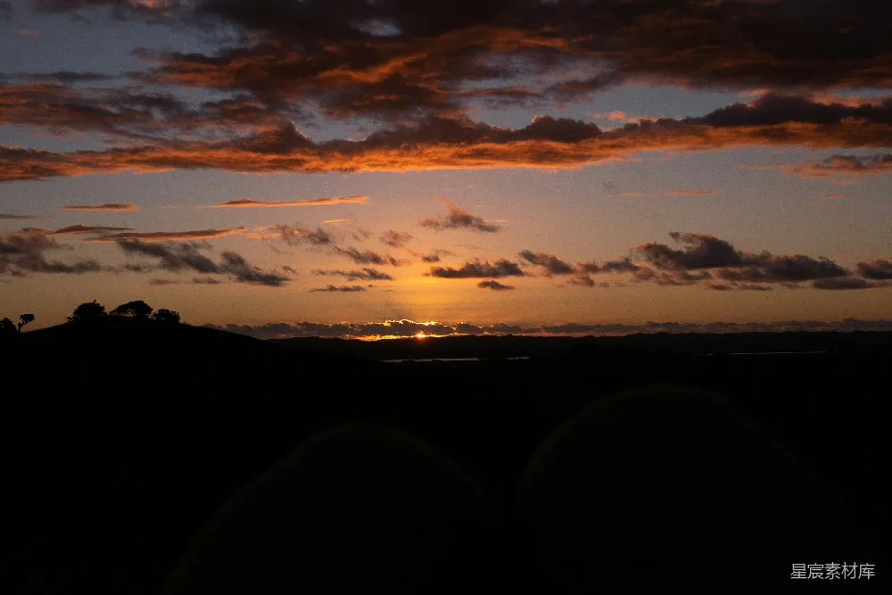 高清摄影 夕阳 田园 宁静 自然 风景 夕阳下的宁静田园