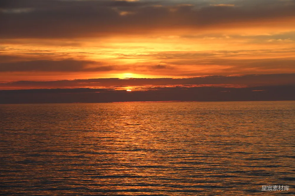 高清摄影 日落 海景 宁静 自然 户外 日落时分的宁静海景