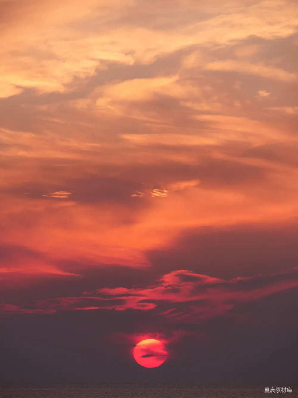 高清摄影 夕阳 海景 自然风光 宁静 美丽 海天一色的夕阳