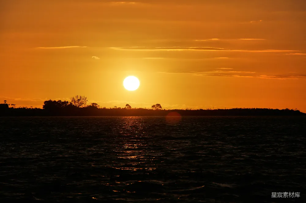 高清摄影 日落 湖景 宁静 自然 美景 夕阳下的宁静湖景