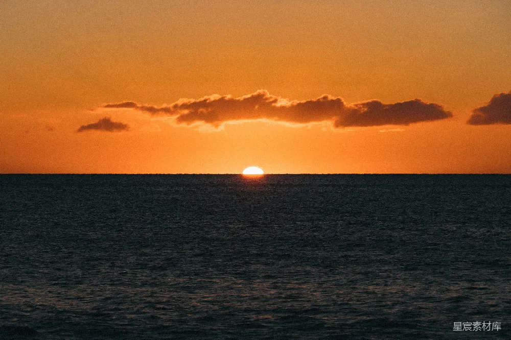 高清摄影 日落 海景 宁静 自然 风景 海平线上日落的宁静