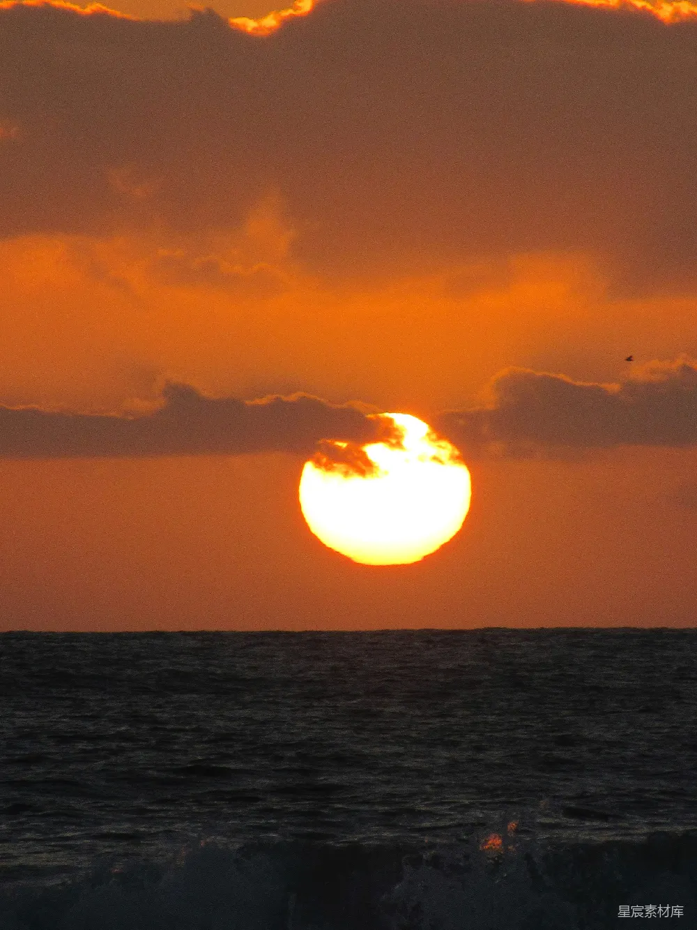 高清摄影 日落 海景 自然 宁静 天空 夕阳海面