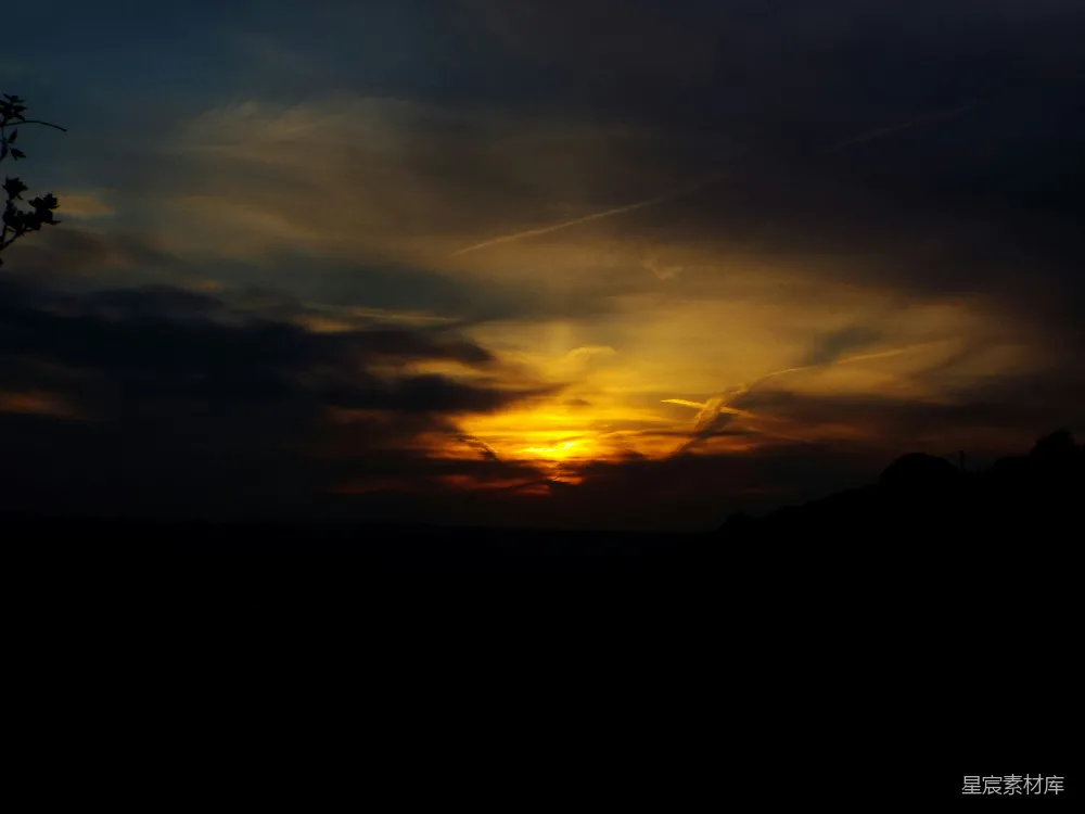 高清摄影 日落 自然风景 宁静 天空 黄昏 金色的黄昏