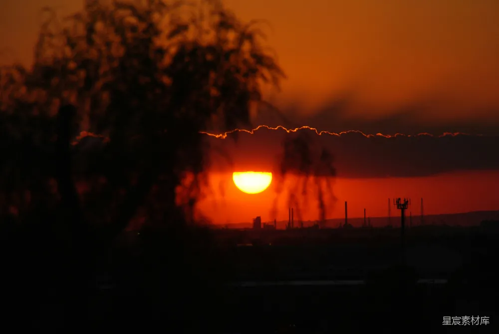 高清摄影 夕阳 工业 剪影 环境 自然 工业夕阳剪影