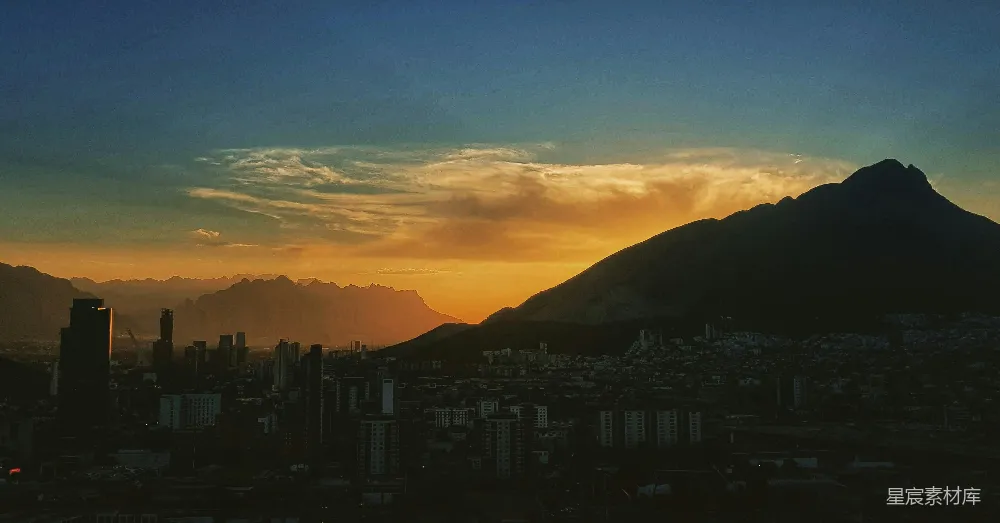 高清摄影 城市 夕阳 山脉 自然 都市 城市与山峰的夕阳剪影