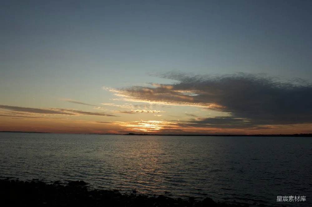 高清摄影 夕阳 海景 宁静 自然美景 日落 夕阳下的宁静海景