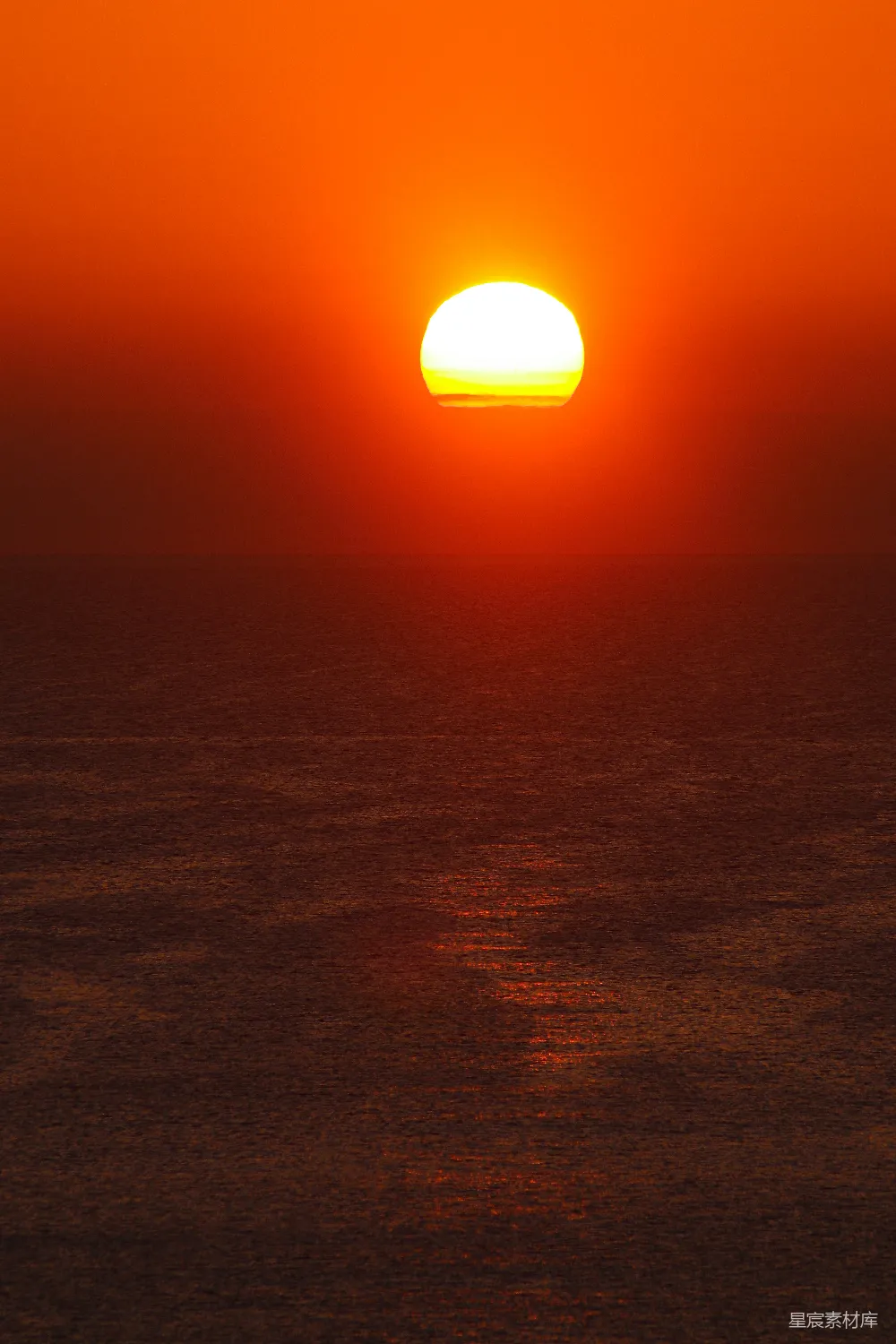 高清摄影 日落 海洋 自然风光 宁静 夕阳 海上的日落