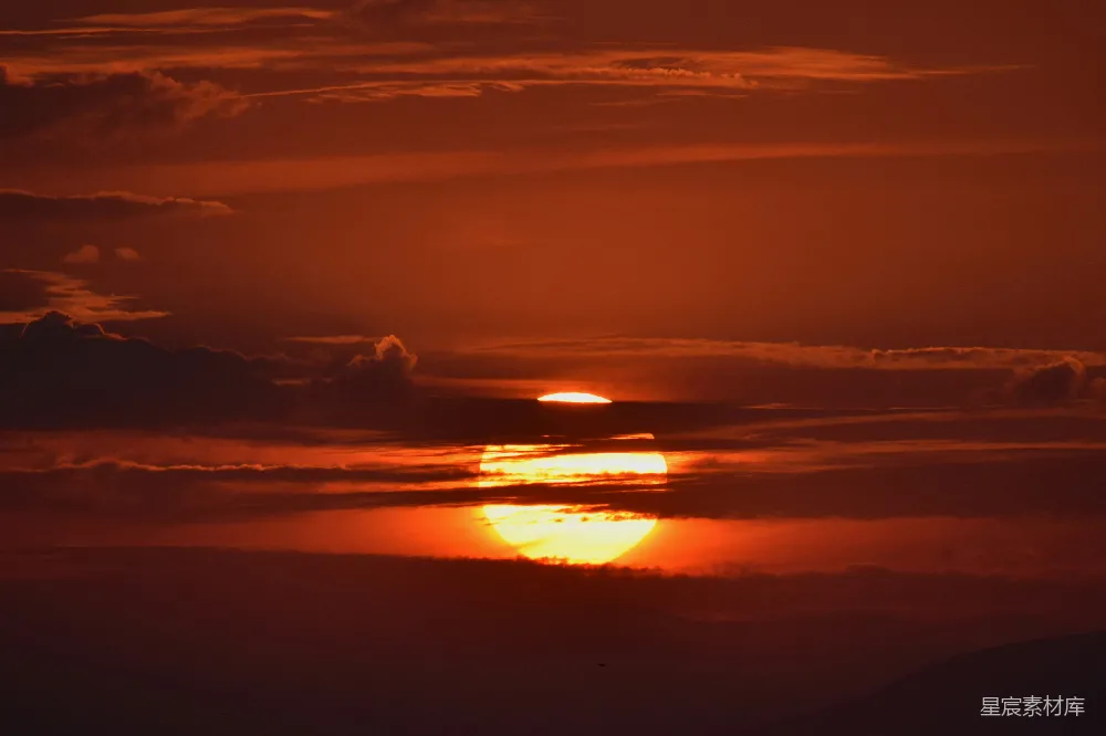 高清摄影 日落 天空 云彩 自然 宁静 夕阳西下