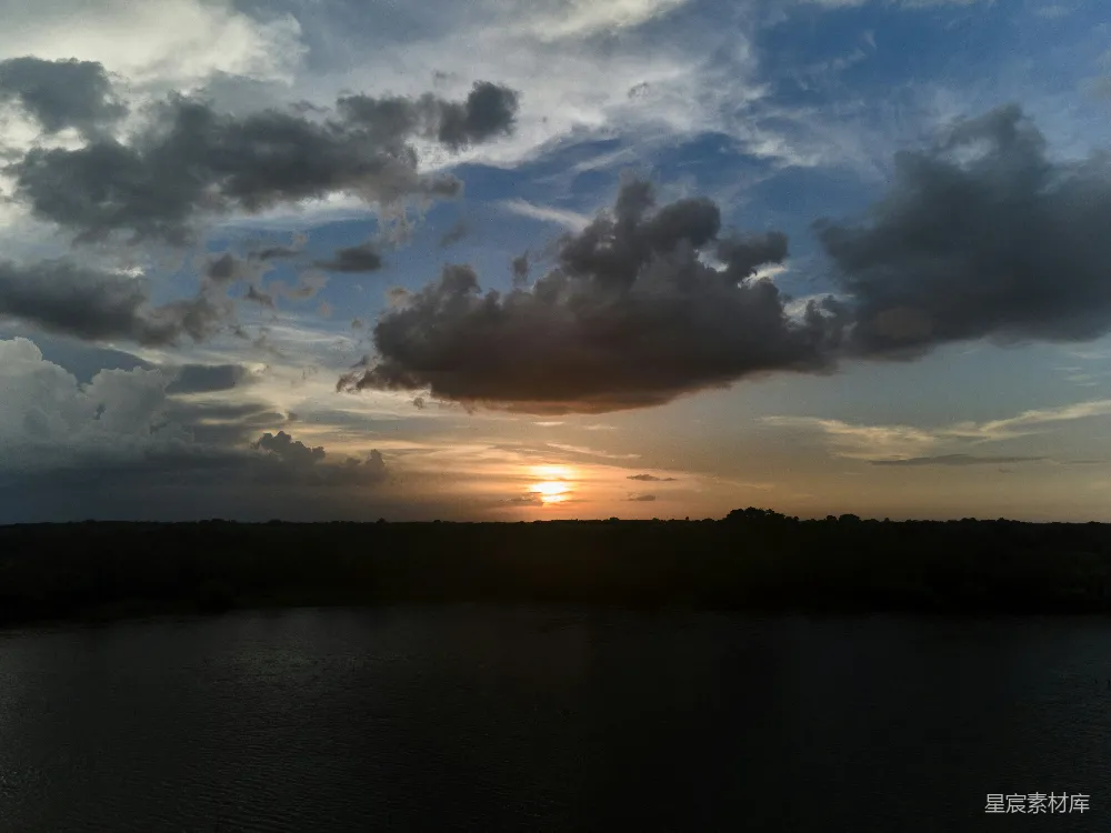 高清摄影 湖景 夕阳 自然风光 宁静 风景 湖畔夕阳