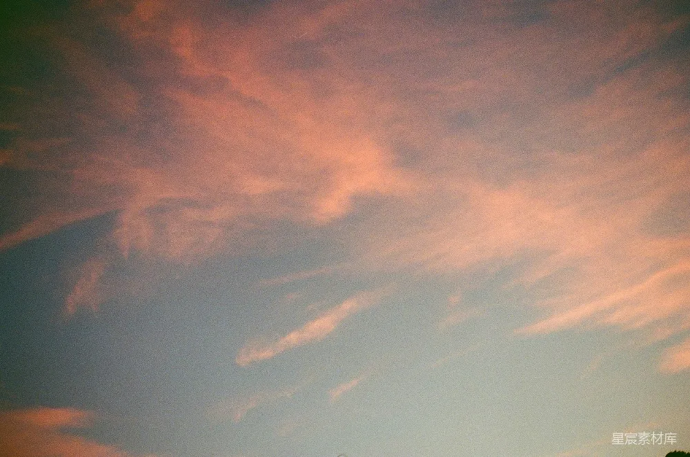 高清摄影 天空 日落 自然 宁静 色彩 日落时分的天空