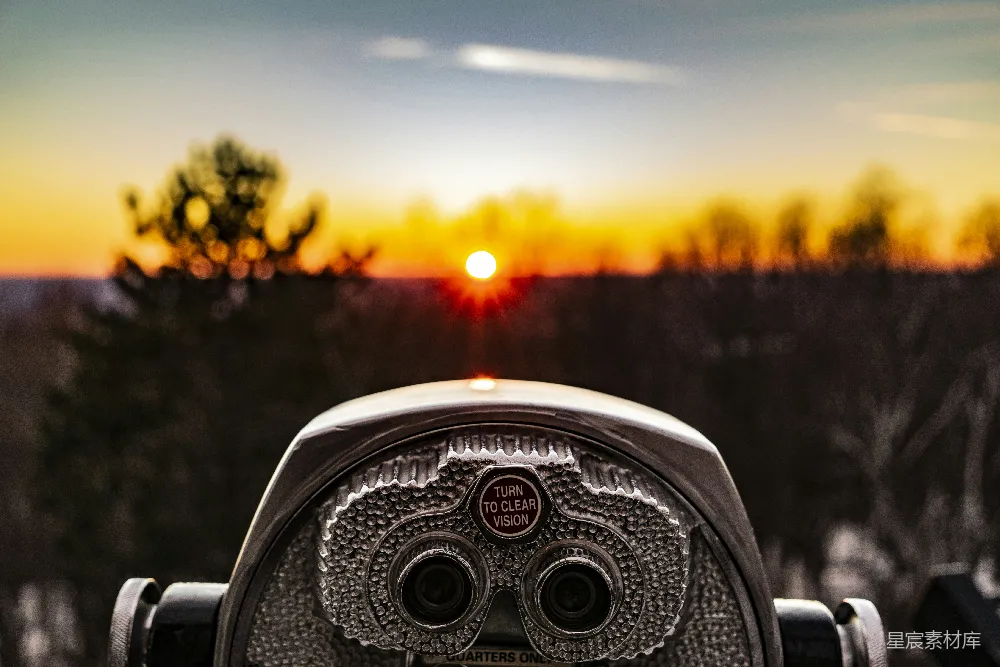 高清摄影 夕阳 望远镜 自然风光 风景摄影 户外 夕阳下的观景望远镜