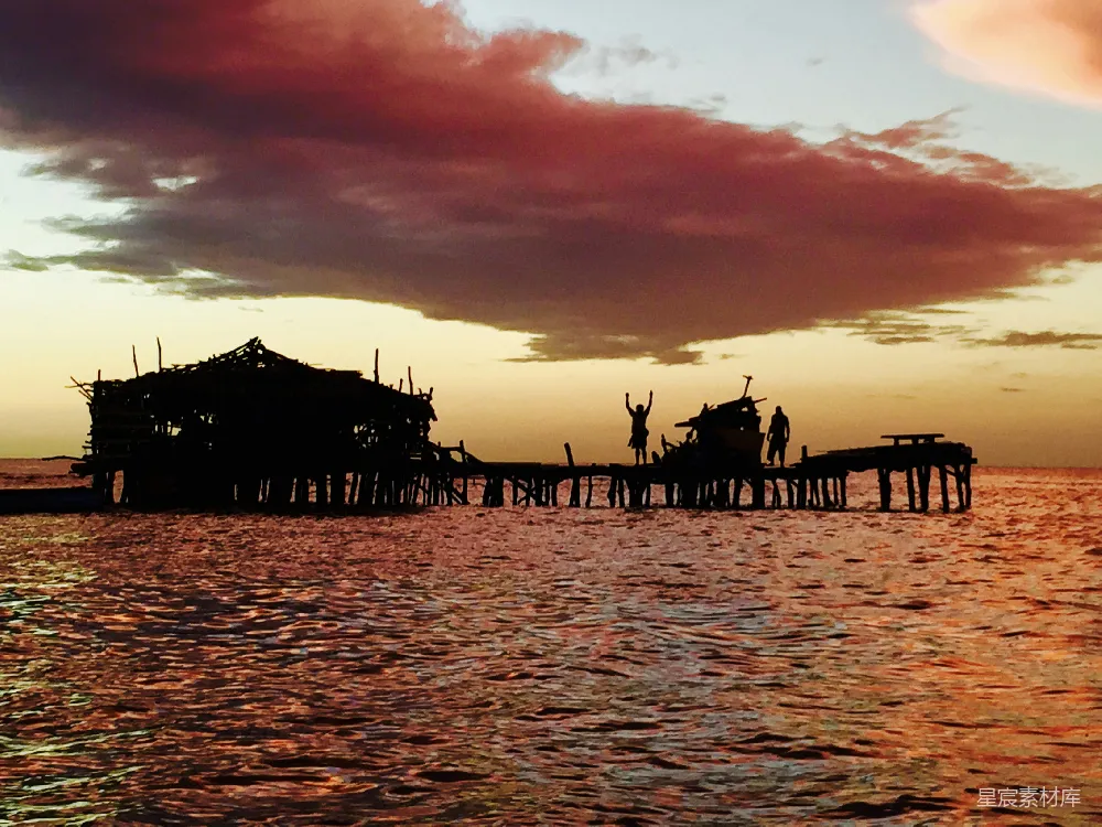 高清摄影 夕阳 码头 剪影 自然 风景 夕阳下的码头剪影