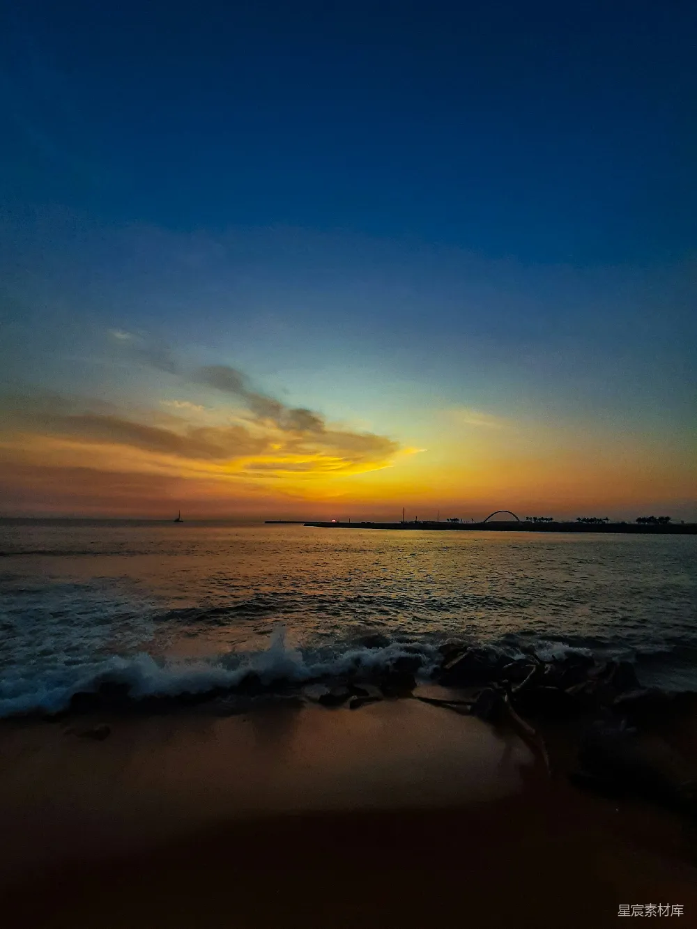 高清摄影 日落 海岸 宁静 自然美景 海滩 日落时分的海岸