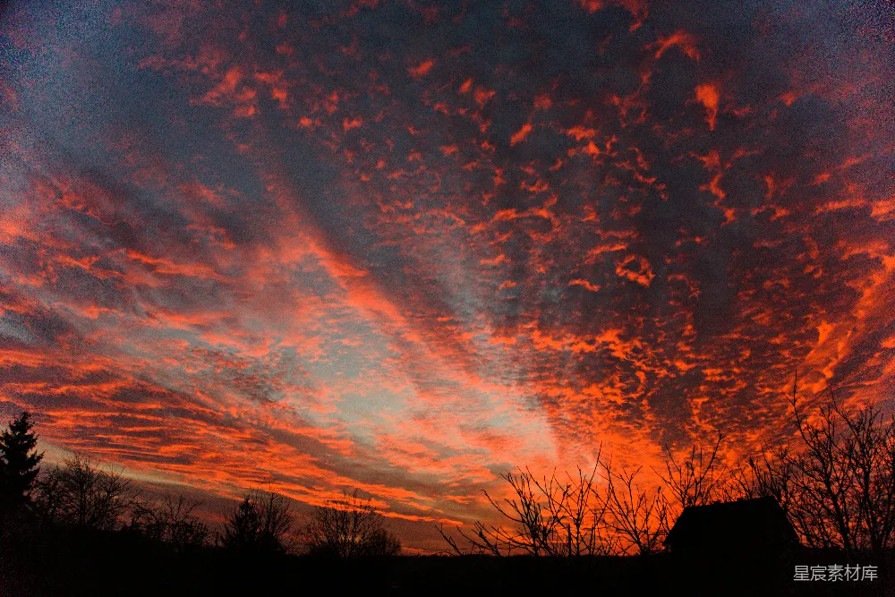 高清摄影 自然风光 日落 山景 色彩斑斓 宁静 绚丽晚霞映山景