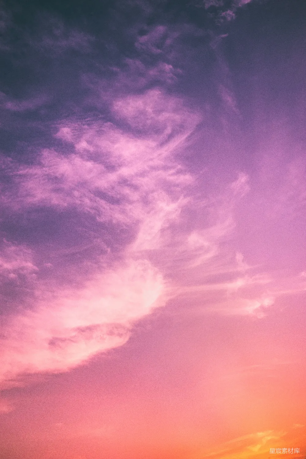 高清摄影 天空 梦幻 渐变色 自然 背景 梦幻渐变的天空