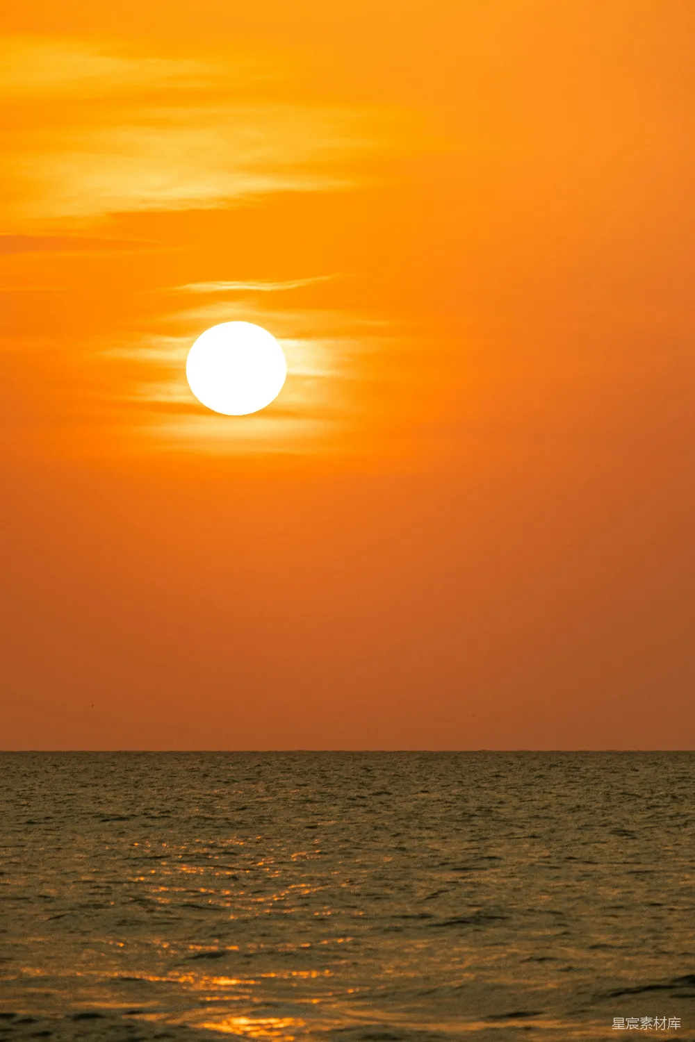 高清摄影 夕阳 海景 宁静 自然 风景 夕阳下的宁静海景