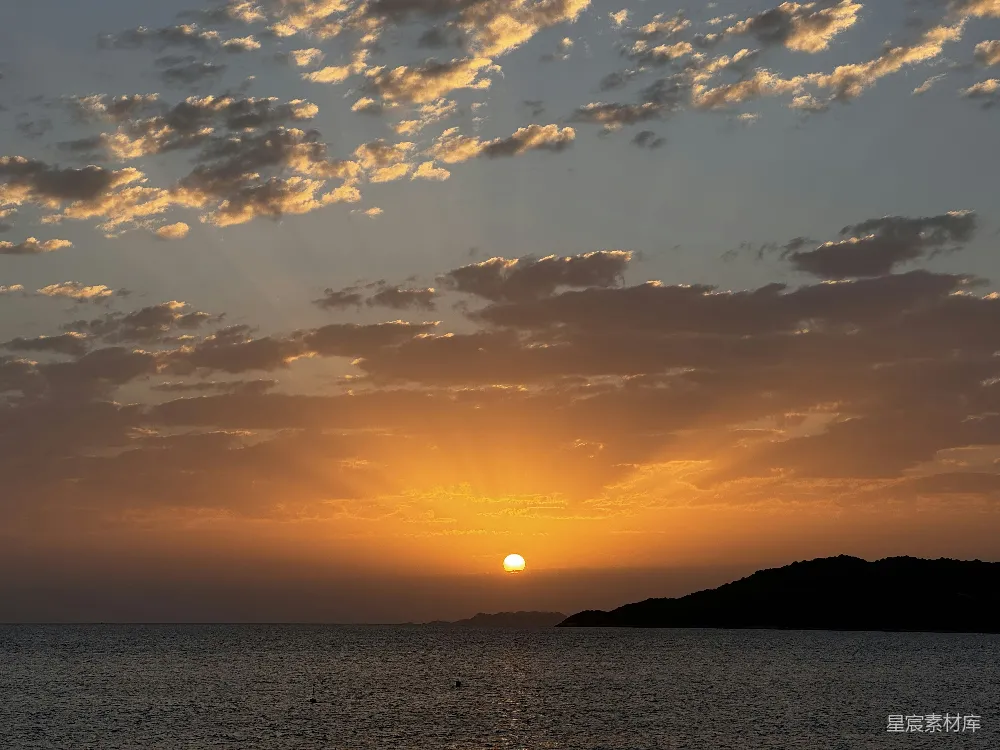 高清摄影 夕阳 海景 宁静 自然风光 日落 夕阳下的宁静海景