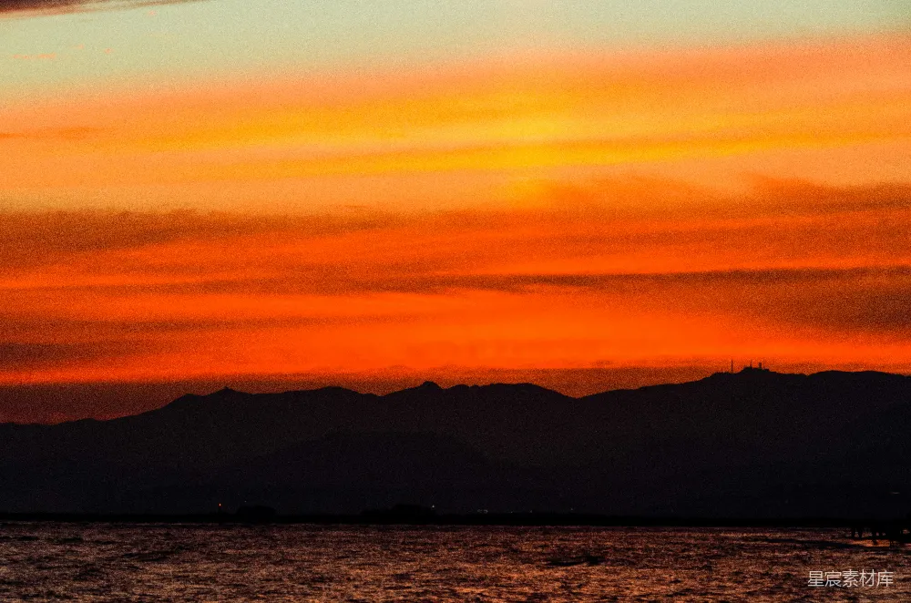 高清摄影 日落 海岸 宁静 自然风光 风景摄影 夕阳下的宁静海岸