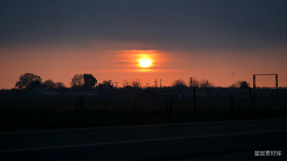 高清摄影 乡村 日落 宁静 田园风光 自然 夕阳下的宁静乡村