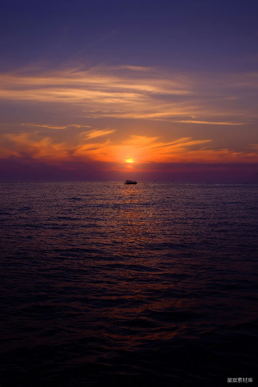 高清摄影 日落 海洋 宁静 自然 旅行 海上的日落