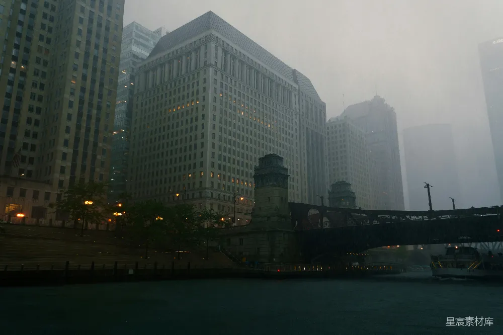 高清摄影 芝加哥 雨景 城市风光 河流 现代建筑 雨中芝加哥河畔