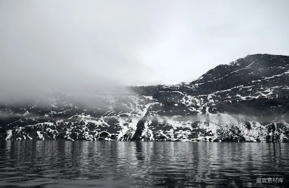 高清摄影 山脉 自然风光 黑白摄影 宁静 户外 雾中雪山
