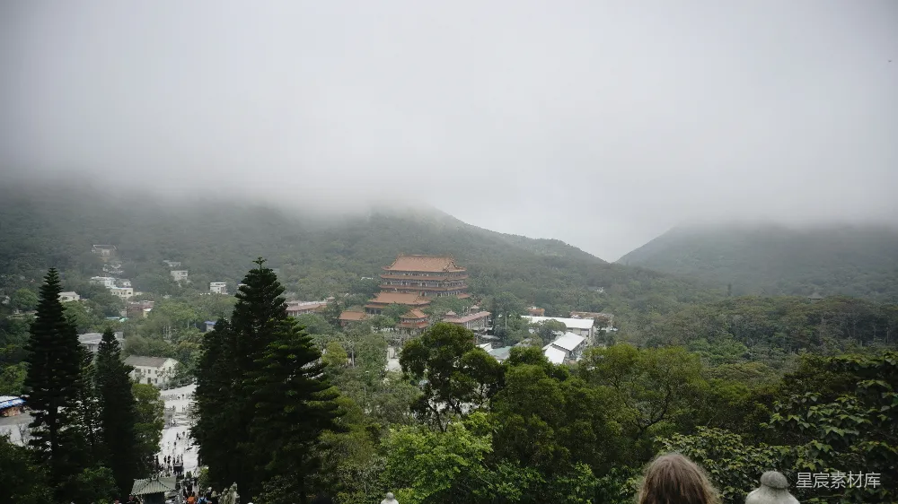 高清摄影 寺庙 自然风光 旅游 风景 云雾 云雾缭绕的寺庙