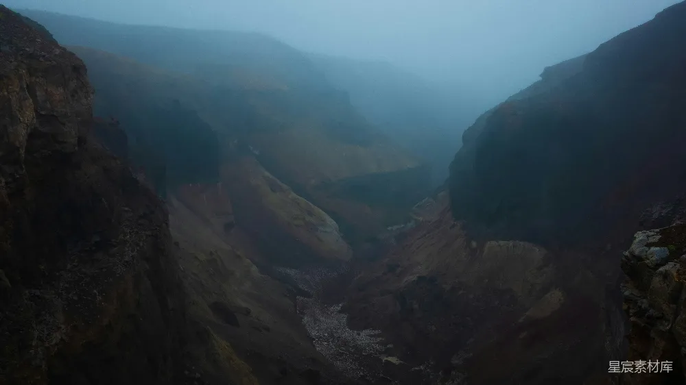 高清摄影 火山口 荒凉 自然景观 宁静 神秘 火山口的宁静与神秘