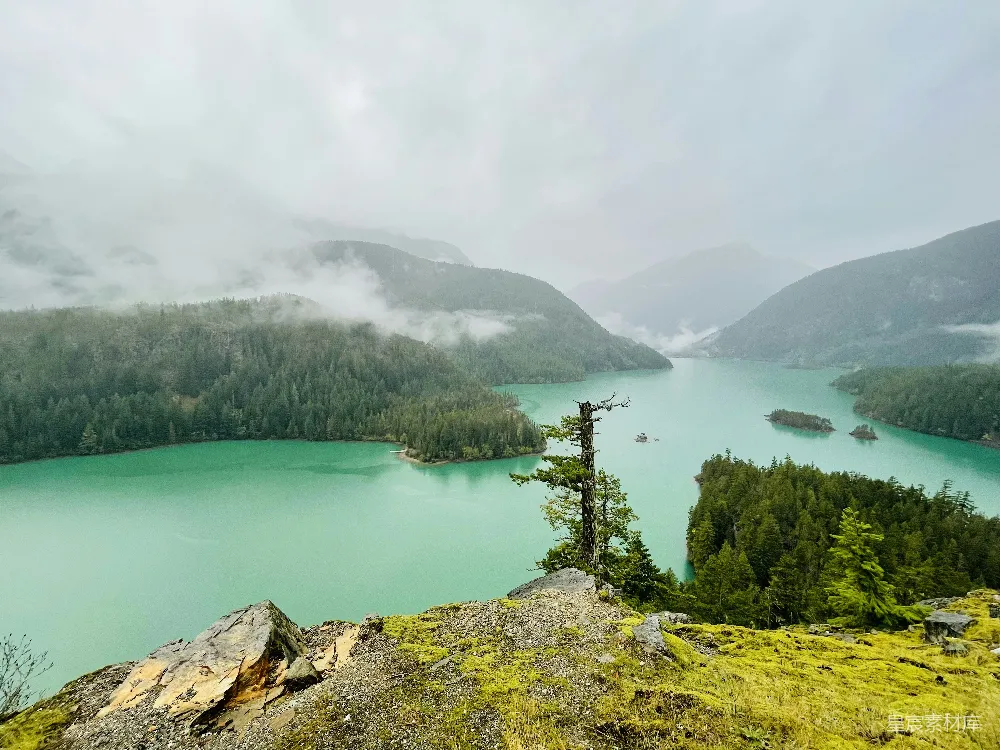 高清摄影 湖泊 山脉 自然风光 旅游 摄影 雨后山湖风光