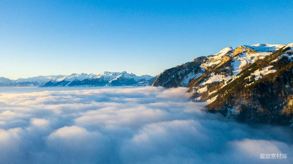 高清摄影 雪山 云海 自然风光 冬季 航拍 云海中的雪山