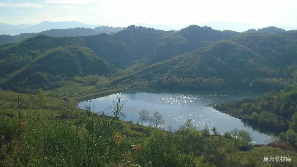 高清摄影 自然风光 宁静 山水 户外 风景 山间湖景