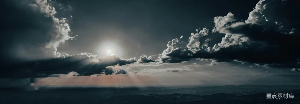 高清摄影 自然景观 云层 阳光 宁静 天空 破云而出的阳光