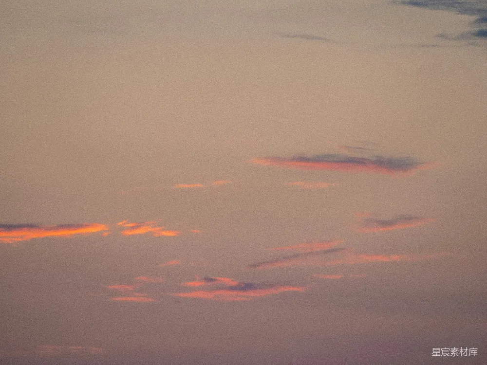 高清摄影 天空 日落 自然 宁静 色彩 夕阳下的云彩