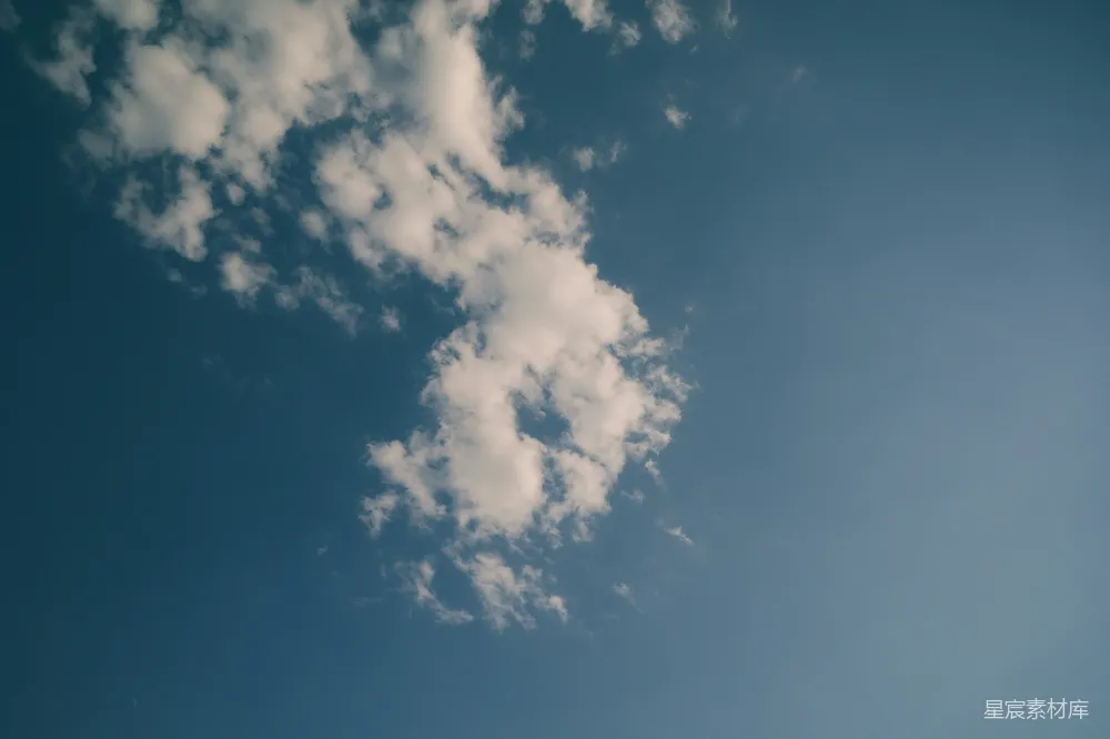 高清摄影 天空 自然 白云 晴朗 背景 蓝天与白云