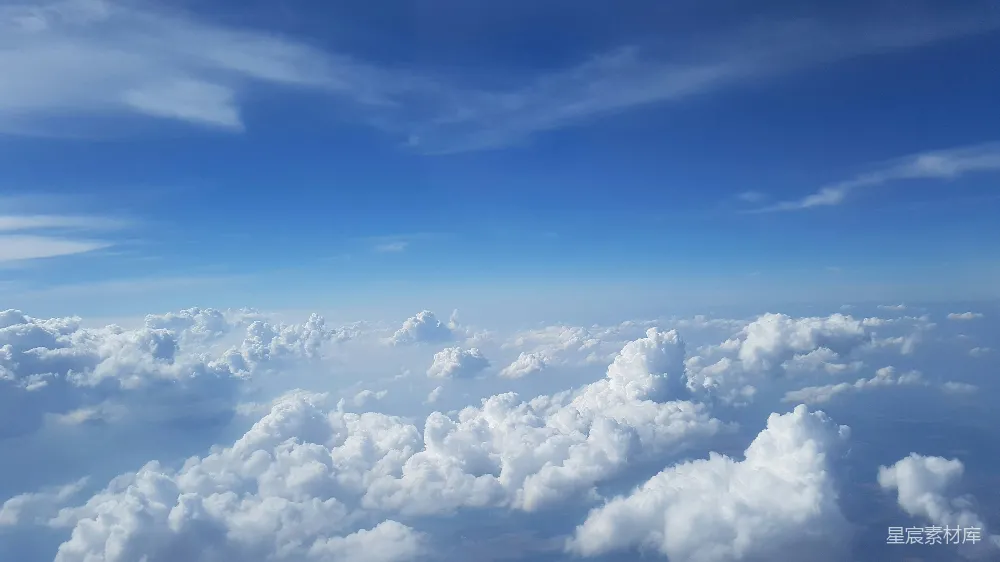 高清摄影 天空 云朵 宁静 自然 旅行 蓝天白云的宁静时刻