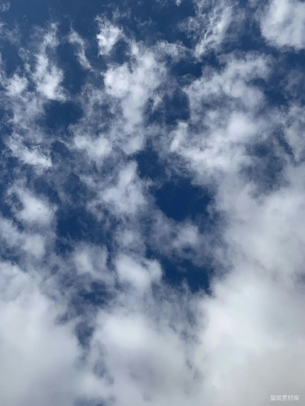 高清摄影 天空 自然 宁静 纯净 户外 蓝天白云