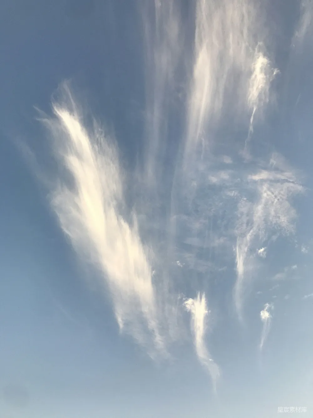 高清摄影 天空 自然 宁静 清新 户外 蓝天白云