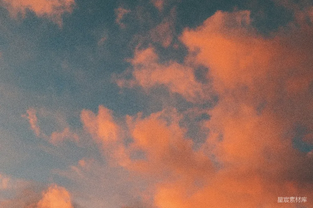 高清摄影 自然 天空 日落 云层 宁静 夕阳下的云彩