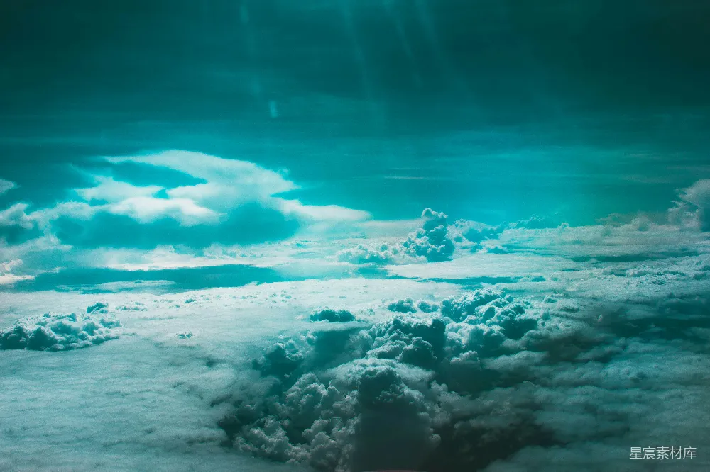 高清摄影 天空 云层 梦幻 宁静 自然 云端的蓝色梦境