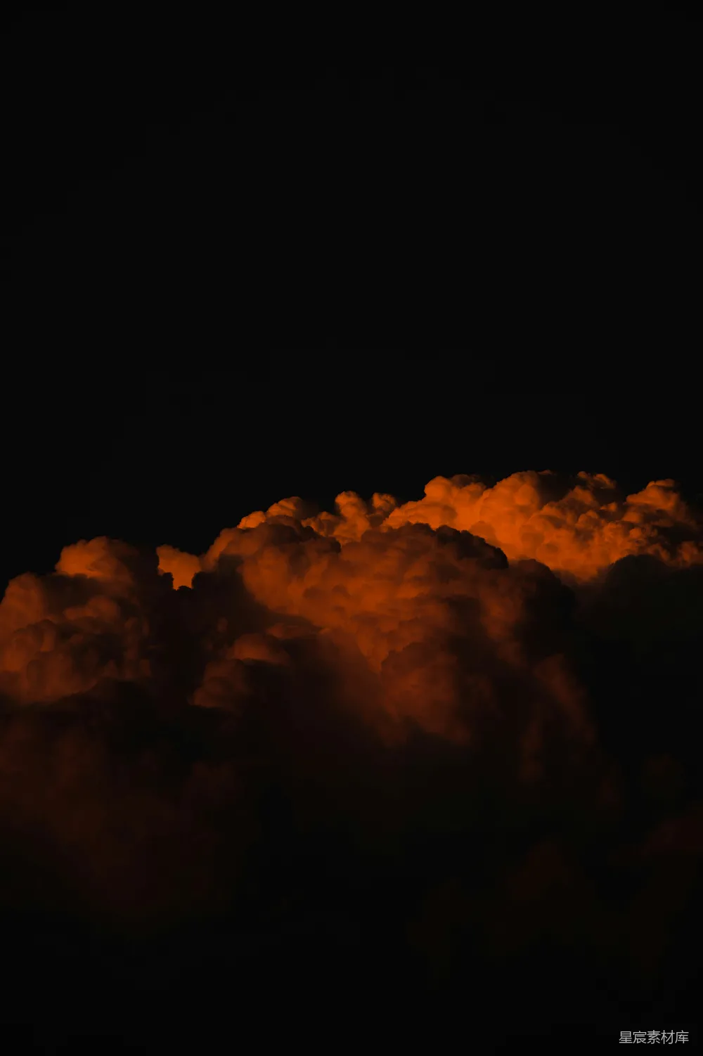 高清摄影 夜空 云彩 橙色 自然 宁静 夜空中的橙色云彩